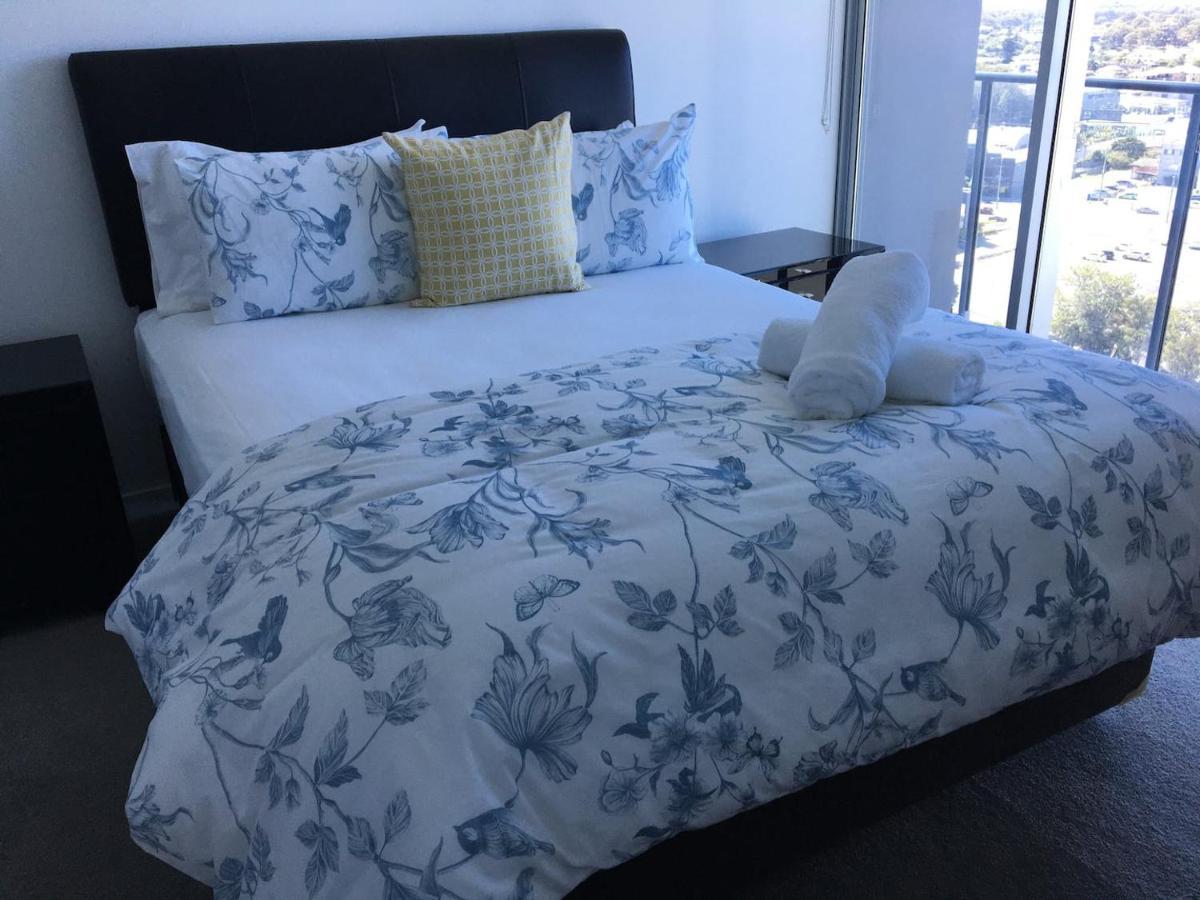 Three-Bedroom Apartment With Amazing View Near Surfers Paradise Gold Coast Exteriér fotografie