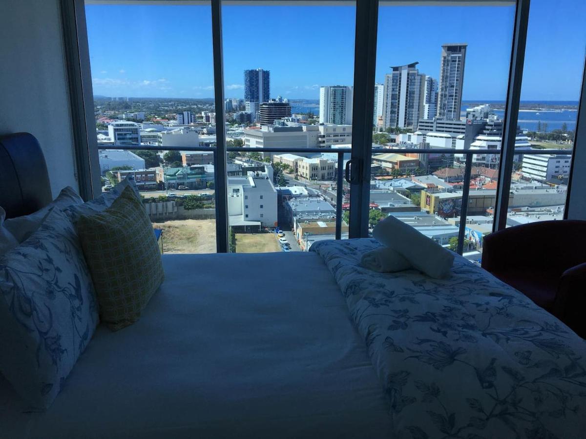 Three-Bedroom Apartment With Amazing View Near Surfers Paradise Gold Coast Exteriér fotografie