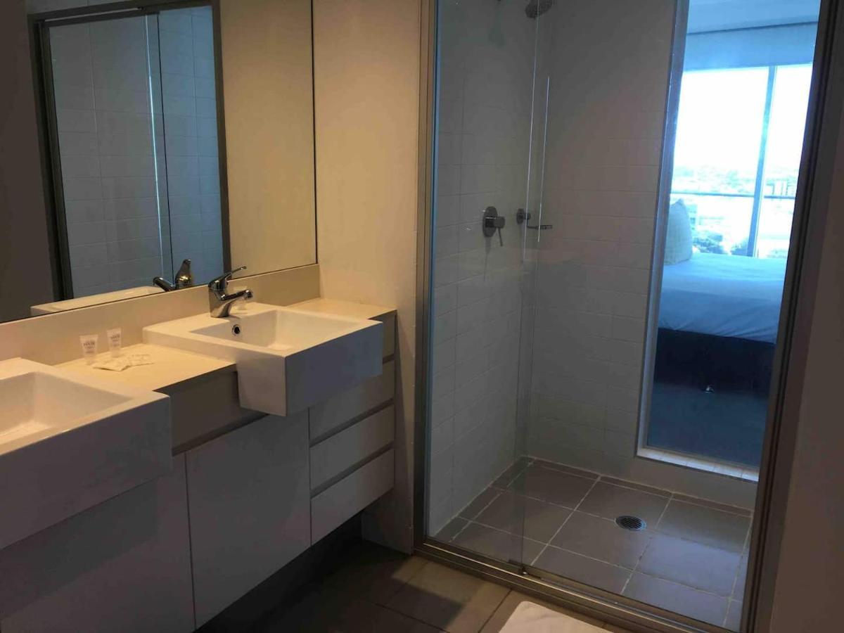 Three-Bedroom Apartment With Amazing View Near Surfers Paradise Gold Coast Exteriér fotografie